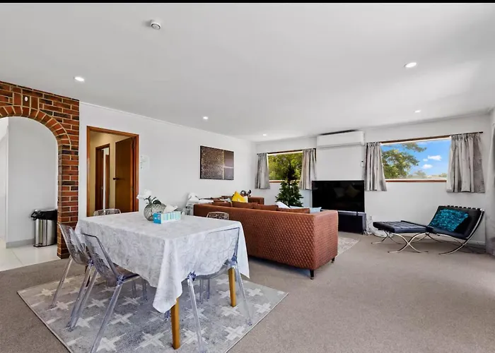 Absolutely Front House-private Access Vakantiehuis Rotorua